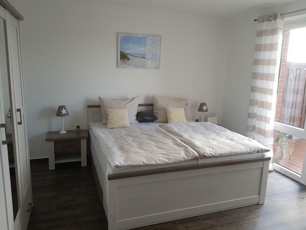 Beach Apartment Вилхелмсхафен Екстериор снимка